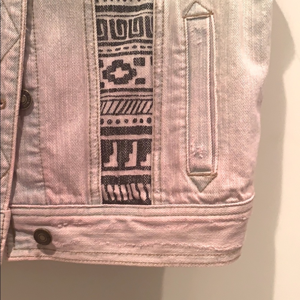 REVIVAL VEST - Picture 3 of 5